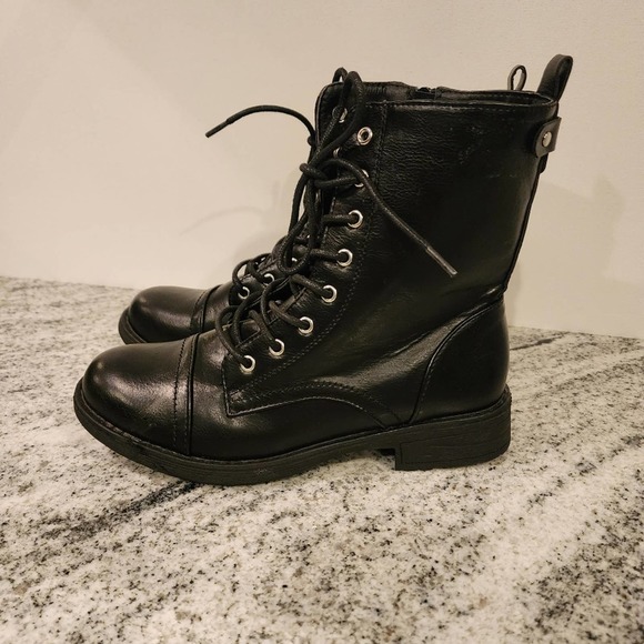 nwot FREE REIGN Black Vegan COMBAT BOOTS SIZE 7M - Picture 5 of 13